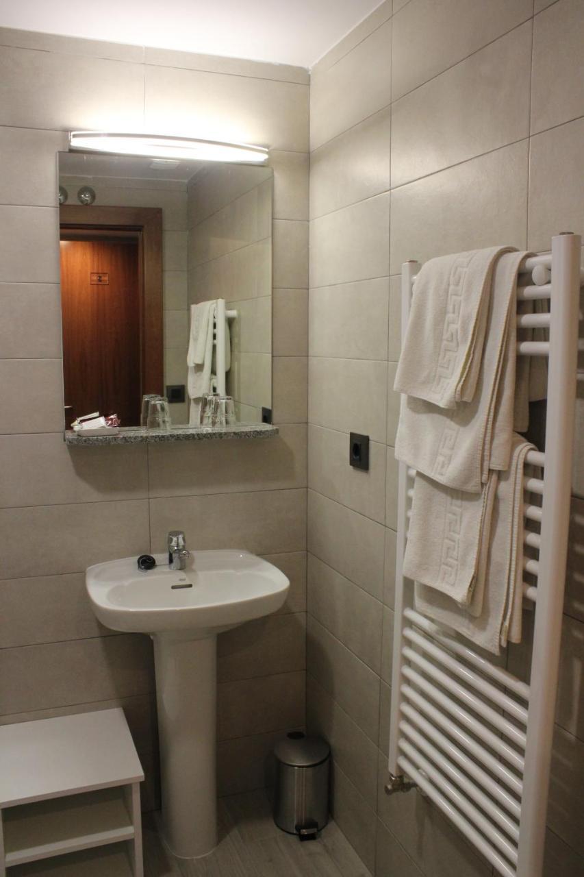 Hostal Extremeno Бехар Экстерьер фото