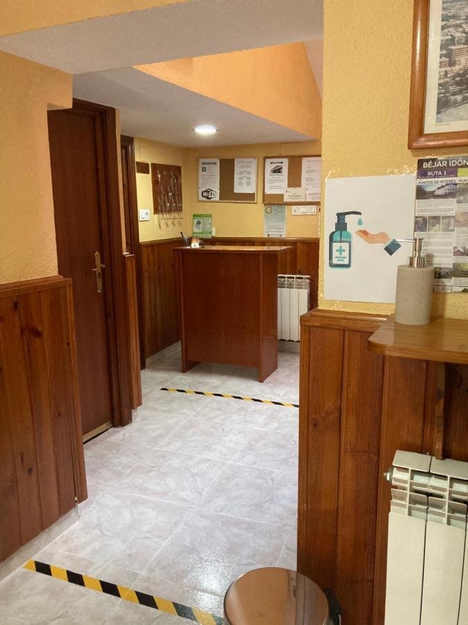 Hostal Extremeno Бехар Экстерьер фото